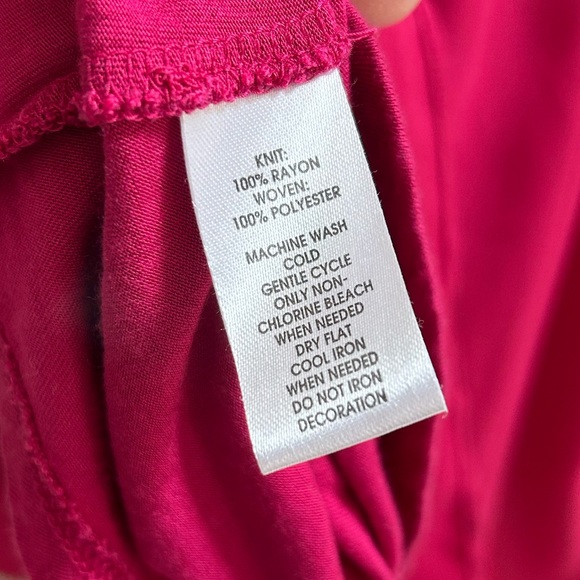 Bright pink LOFT Outlet top, size XS - Picture 8 of 8
